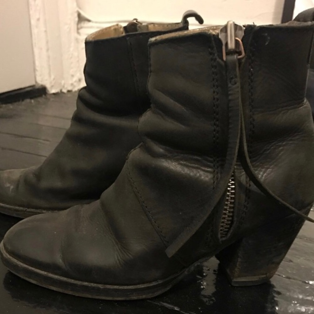 Black Acne Pistol Boot
